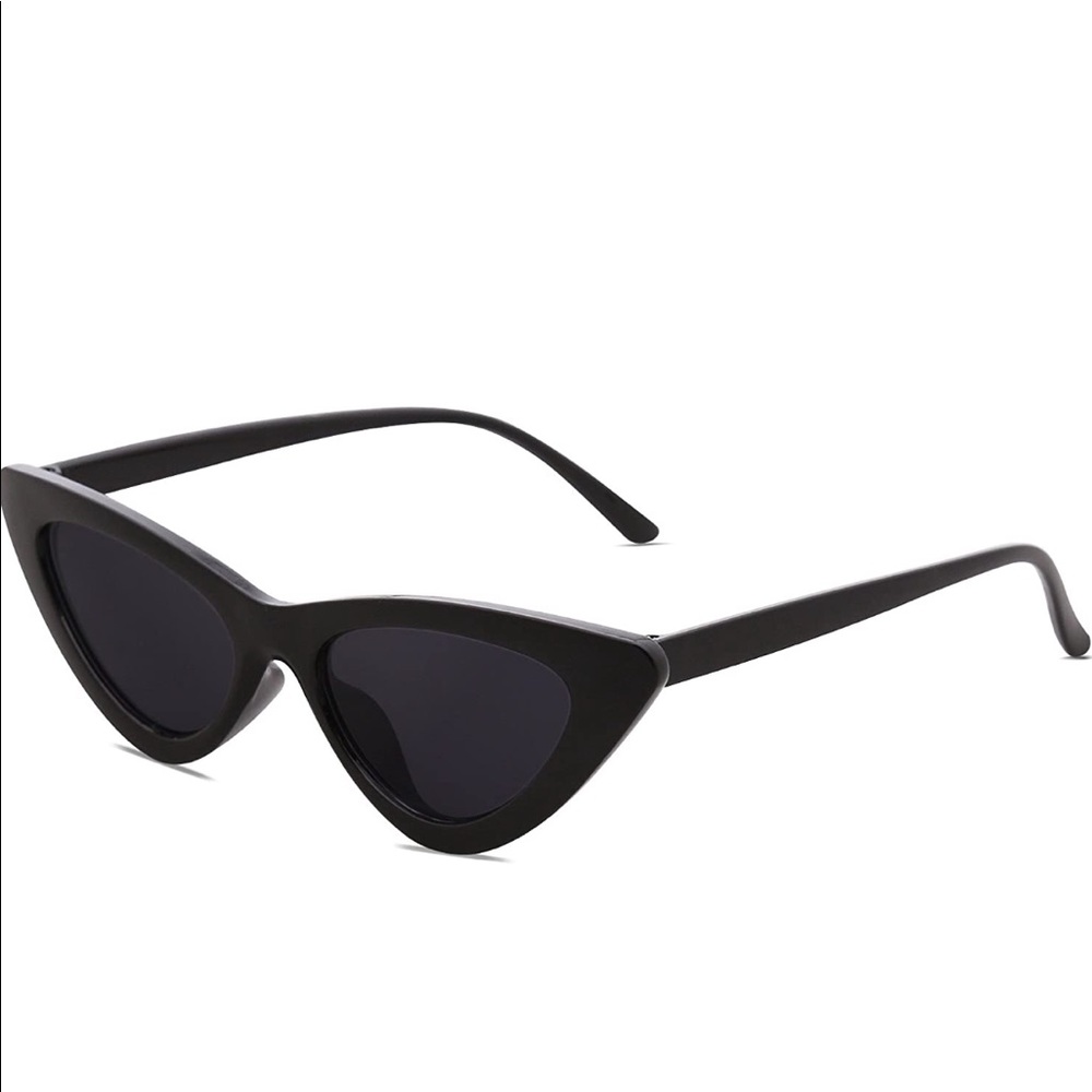 NWOT cat eye sunglasses